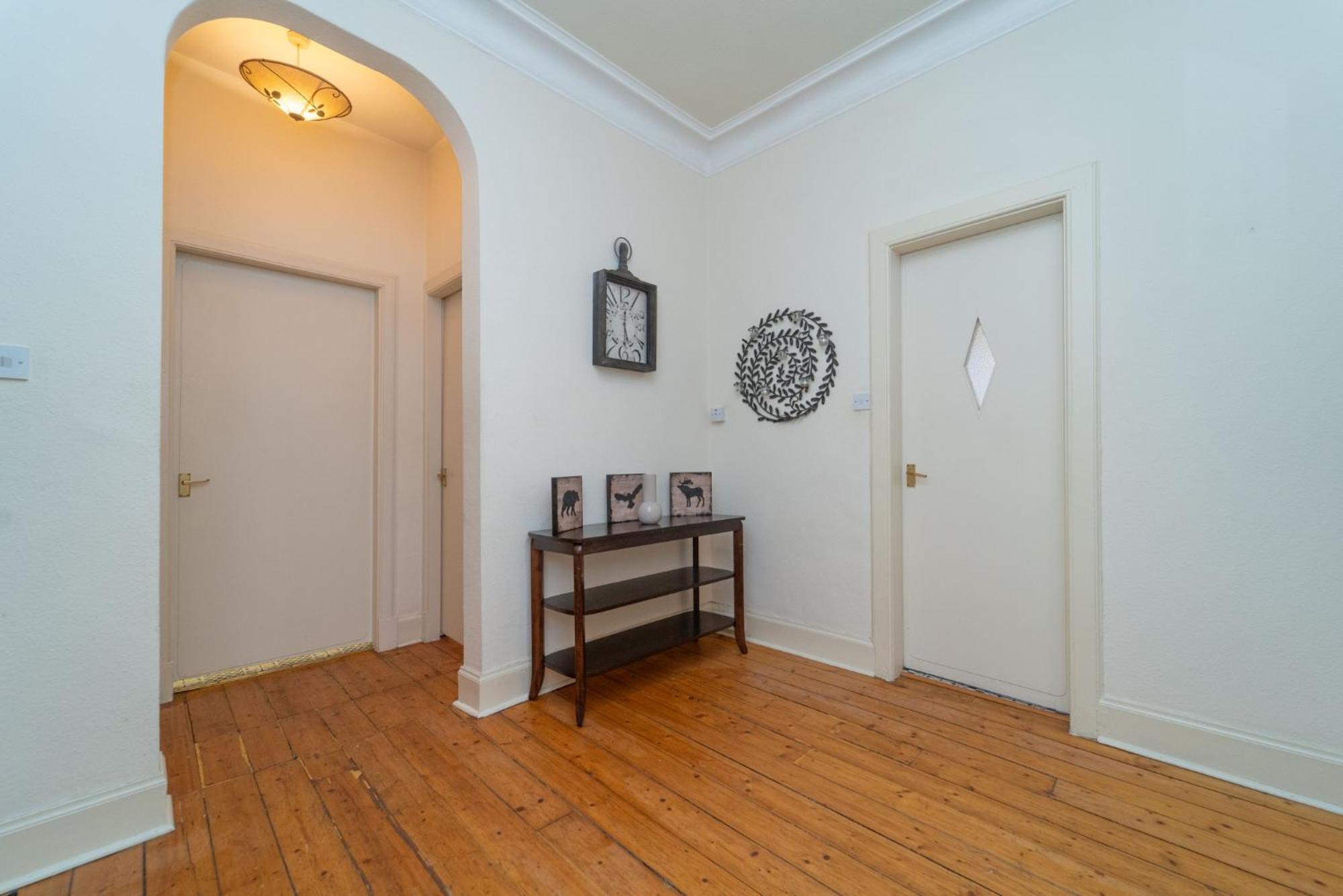Large City Corner Apartment Edinburg Exteriör bild